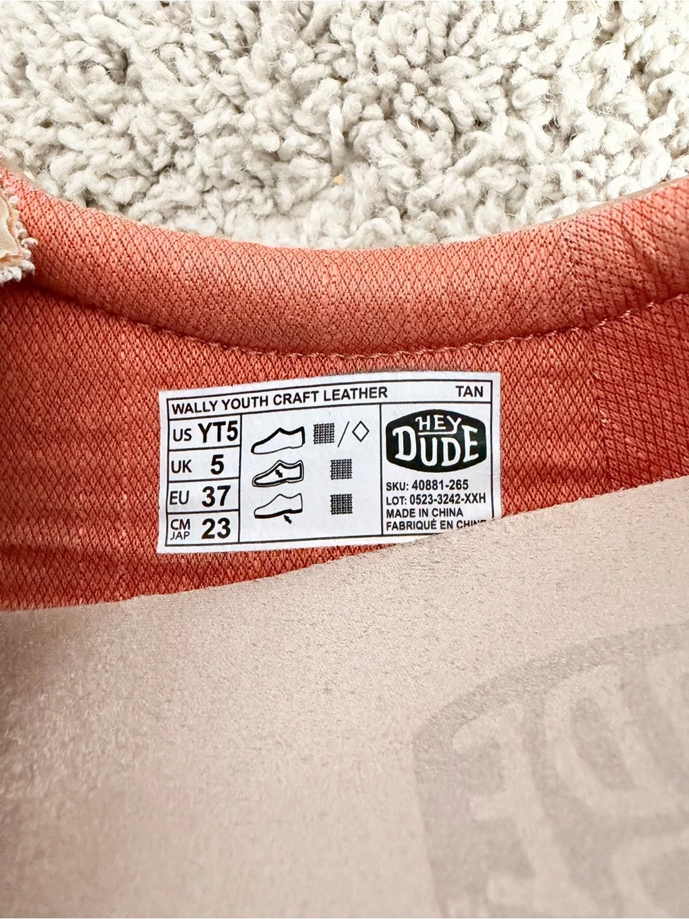 Hey Dude youth size
